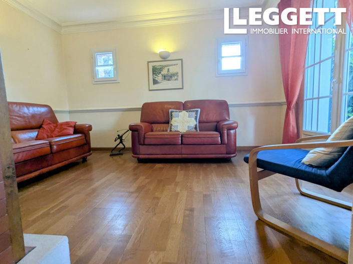 Image No.8-4 Bed House for sale