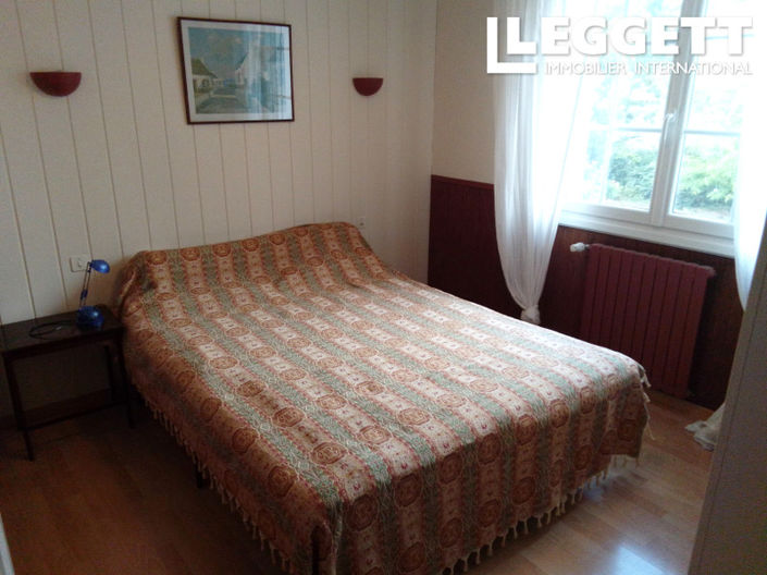 Image No.9-4 Bed House for sale