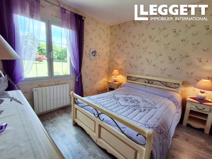 Image No.7-4 Bed House for sale