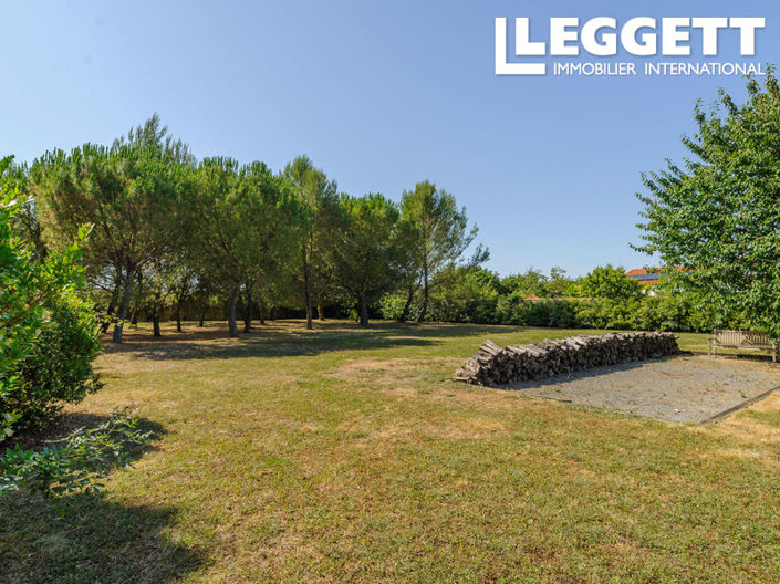 Image No.10-4 Bed House for sale