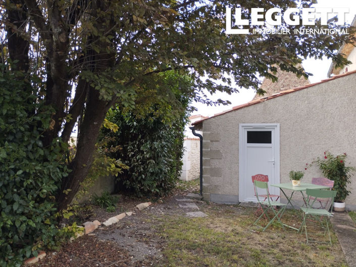 Image No.9-5 Bed House for sale