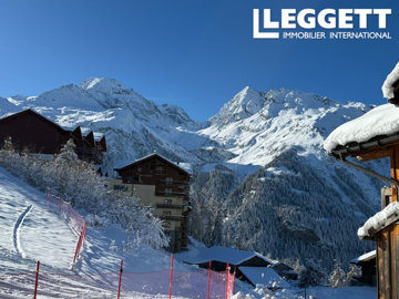 ahr0chm6ly9jzg4uagvzdglhlmltbw8vaw1hz2uvvevom