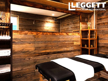 ahr0chm6ly9jzg4uagvzdglhlmltbw8vaw1hz2uvvevom