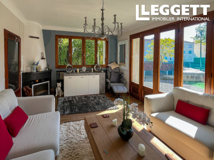 Image No.1-3 Bed House for sale