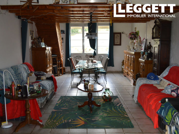 Image No.6-5 Bed House for sale