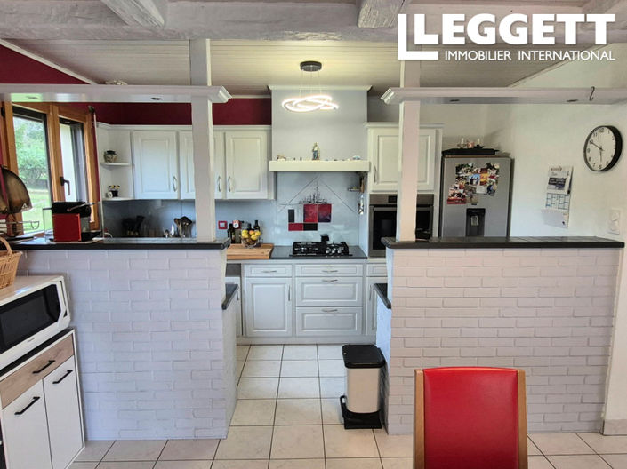 Image No.3-5 Bed House for sale