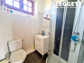 ahr0chm6ly9jzg4uagvzdglhlmltbw8vaw1hz2uvvevom