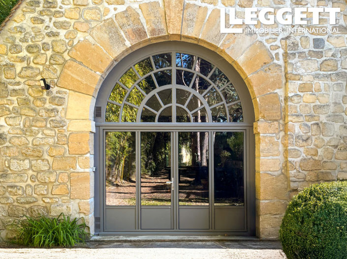 Image No.7-5 Bed House for sale