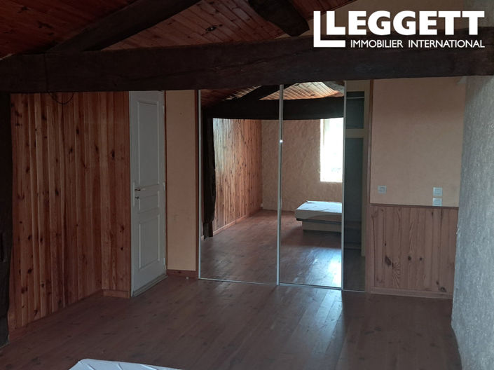 Image No.9-5 Bed House for sale