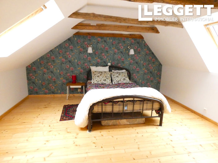 Image No.9-3 Bed House for sale