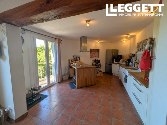 Image No.6-5 Bed House for sale