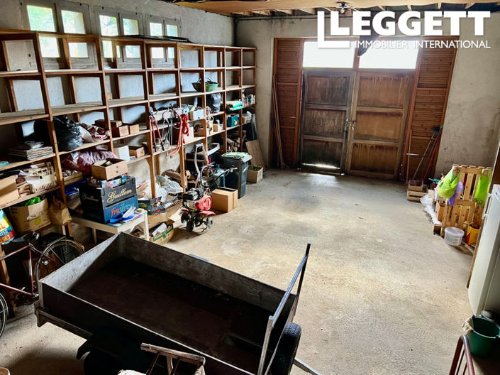 Image No.10-6 Bed House for sale