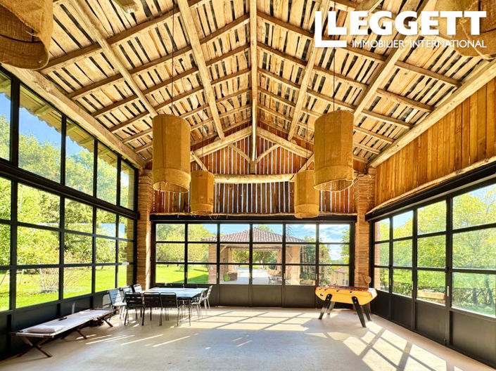 Image No.2-18 Bed House for sale