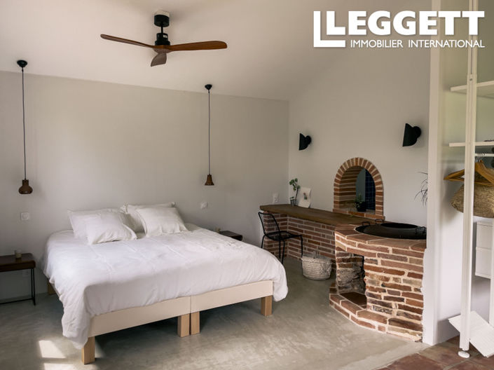 Image No.7-18 Bed House for sale