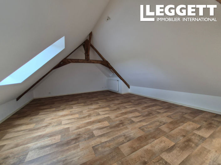 Image No.8-Maison de 5 chambres à vendre à Lonlay-l'Abbaye