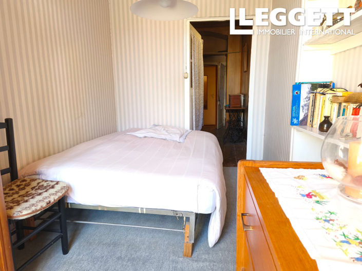 Image No.8-4 Bed House for sale