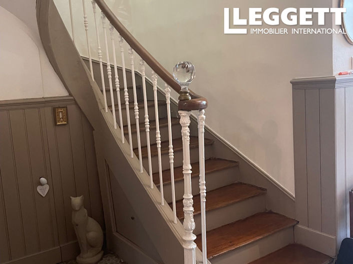 Image No.3-4 Bed House for sale