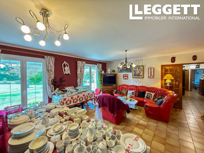 Image No.4-4 Bed House for sale