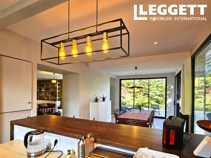 Image No.7-4 Bed House for sale