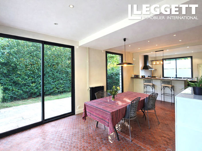 Image No.9-4 Bed House for sale