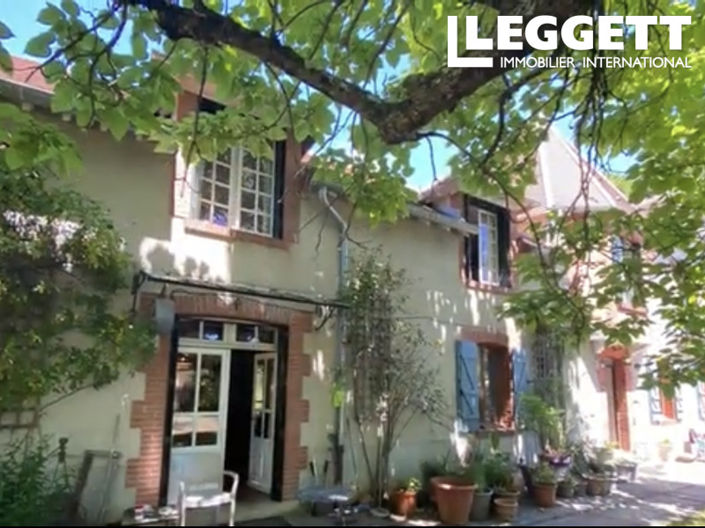 Image No.1-4 Bed House for sale