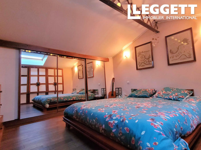 Image No.4-4 Bed House for sale