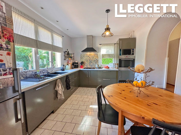 Image No.3-Maison de 3 chambres à vendre à Montignac-le-Coq