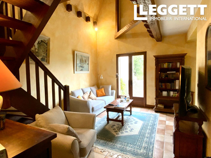 Image No.6-5 Bed House for sale