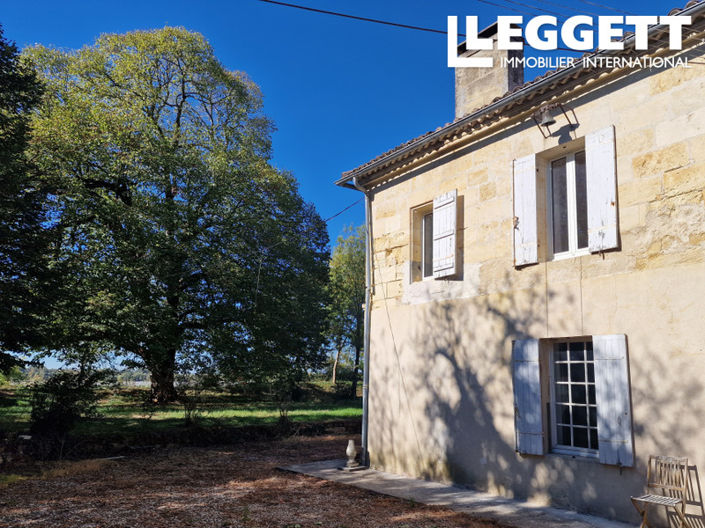 Image No.3-Maison de 6 chambres à vendre à Saint-André-de-Cubzac
