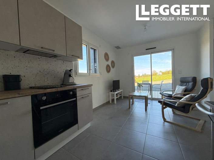 Image No.7-5 Bed House for sale