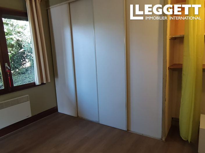 Image No.10-2 Bed House for sale