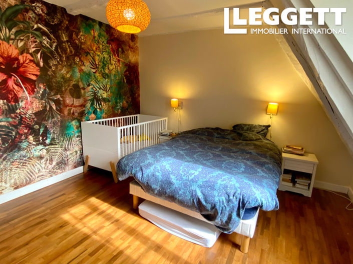 Image No.9-4 Bed House for sale