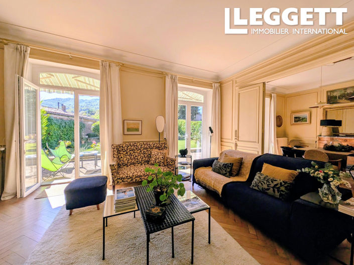 Image No.7-5 Bed House for sale