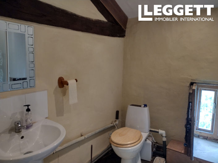 Image No.9-2 Bed House for sale