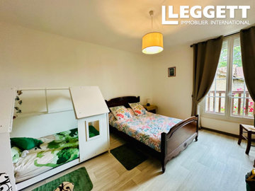 ahr0chm6ly9jzg4uagvzdglhlmltbw8vaw1hz2uvvevom