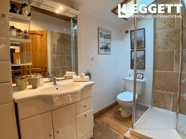 Image No.10-2 Bed House for sale