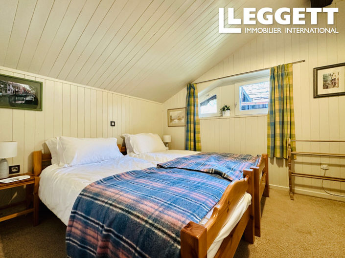 Image No.4-4 Bed House for sale