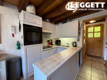 ahr0chm6ly9jzg4uagvzdglhlmltbw8vaw1hz2uvvevom