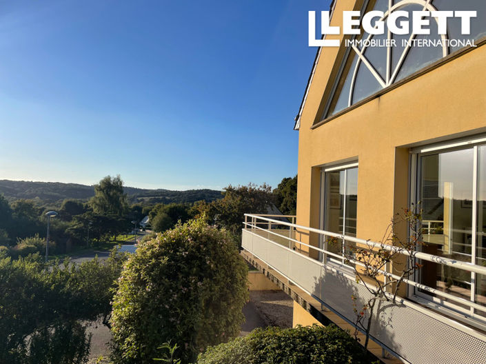 Image No.2-4 Bed House for sale