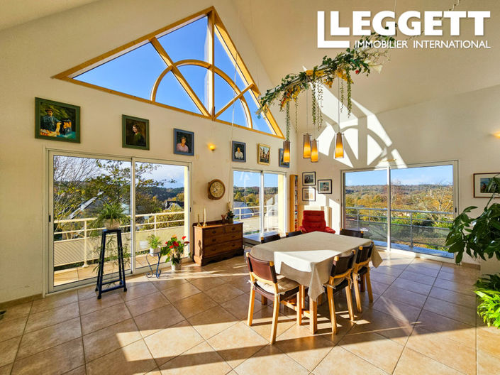 Image No.3-4 Bed House for sale