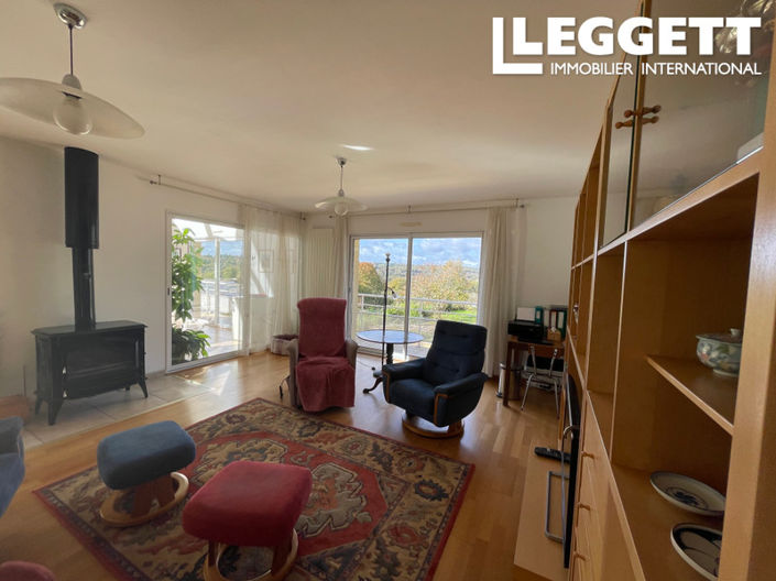 Image No.9-4 Bed House for sale