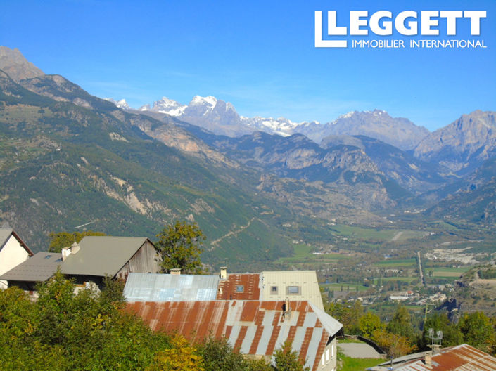 Image No.9-3 Bed House for sale