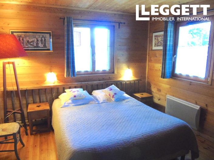 Image No.9-3 Bed House for sale