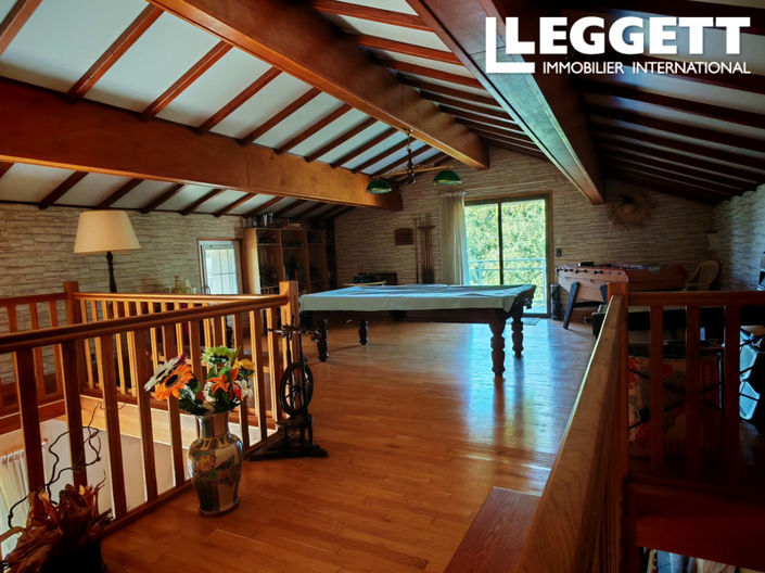 Image No.5-5 Bed House for sale