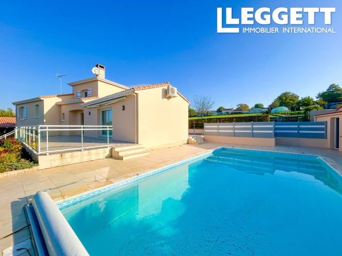 Image No.2-4 Bed House for sale