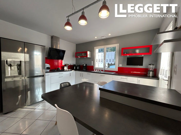 Image No.5-4 Bed House for sale