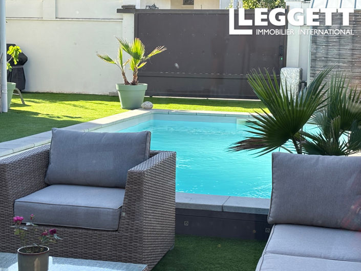 Image No.6-5 Bed House for sale