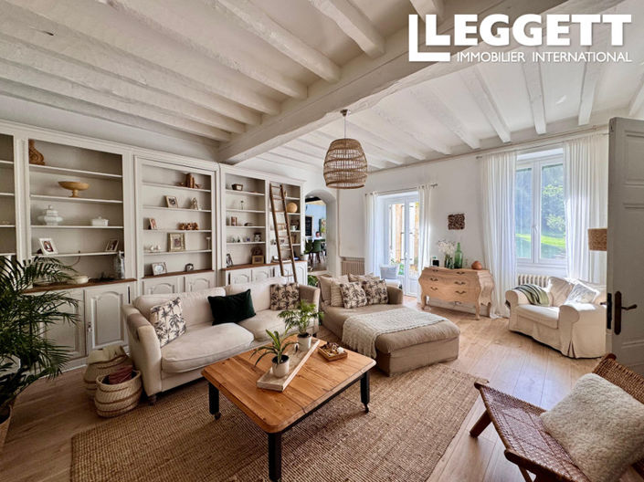 Image No.7-5 Bed House for sale