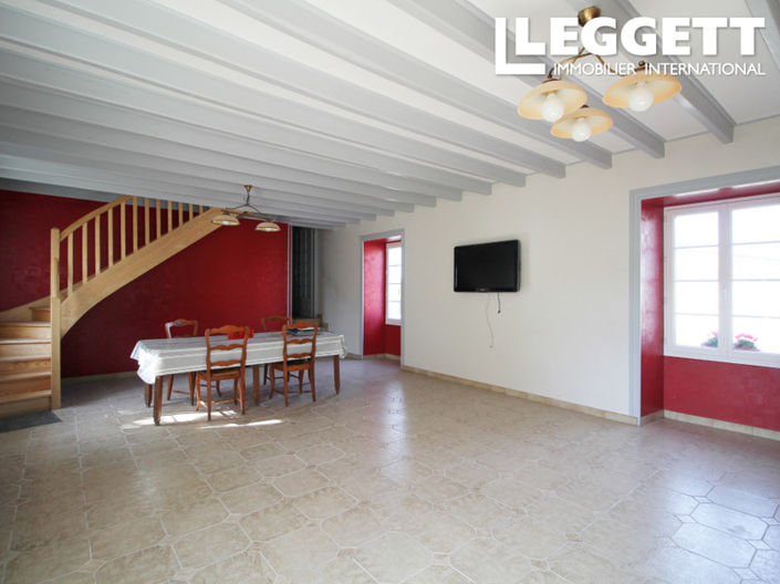 Image No.7-5 Bed House for sale