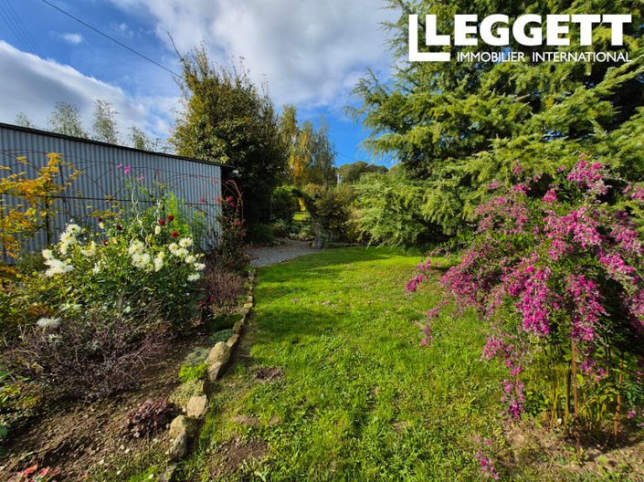 Image No.10-3 Bed House for sale